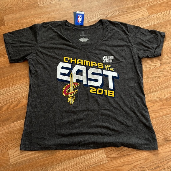 Women’s 2018 Cleveland Cavaliers Shirt - Picture 1 of 3